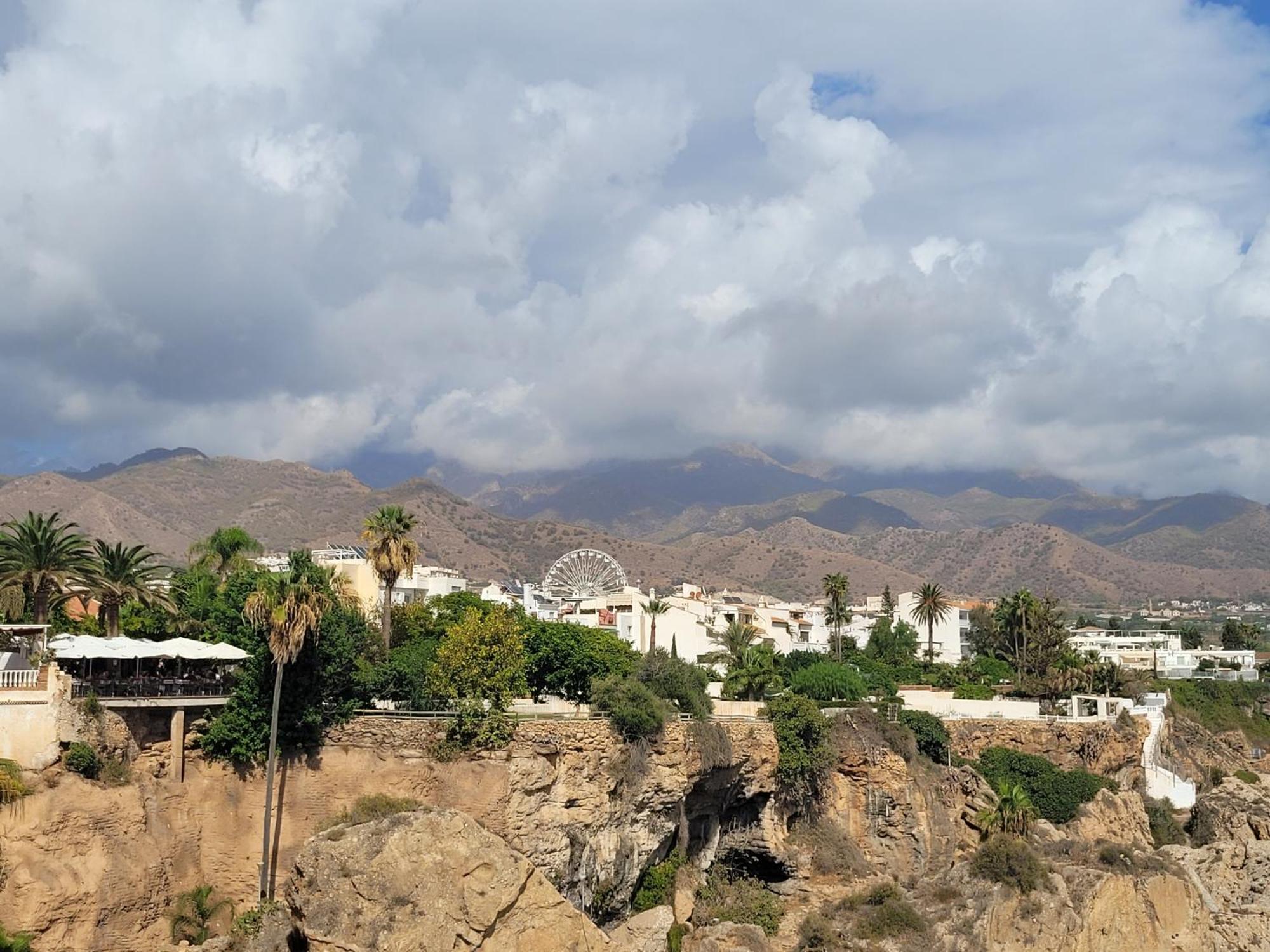 Apartamentos Nerja 2 Экстерьер фото